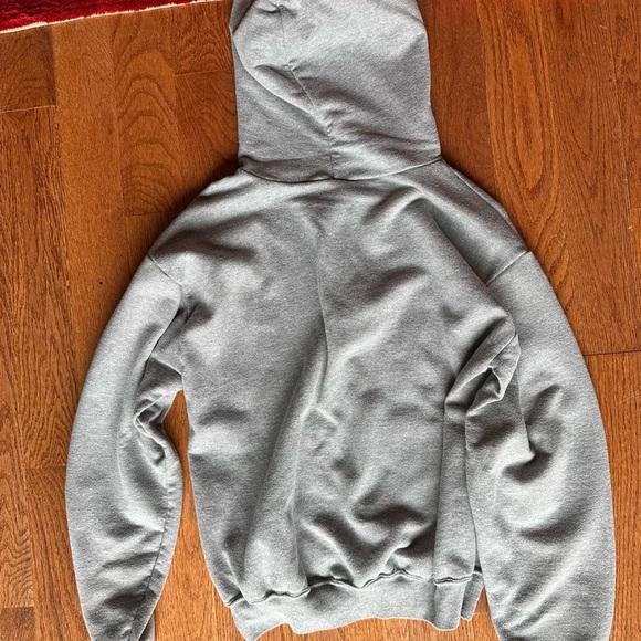 UConn Sweatshirt - Picture 2 of 3